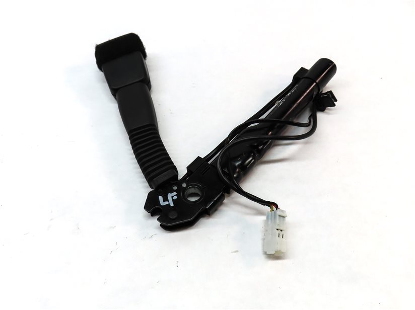 Thumbnail 4: 2012-2019 BMW 2 3 4 SERIES (F22 F30 F32) LEFT FRONT DRIVER SEATBELT RECEIVER