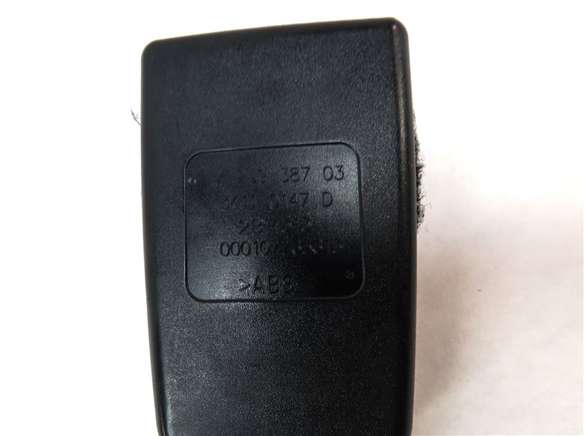 Thumbnail 6: 2012-2019 BMW 2 3 4 SERIES (F22 F30 F32) LEFT FRONT DRIVER SEATBELT RECEIVER