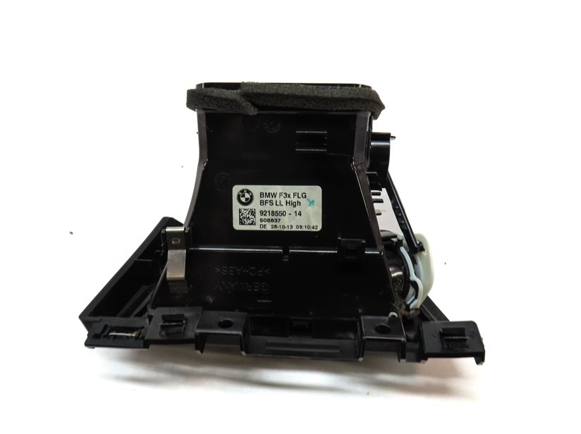 Thumbnail 6: 2014 BMW 328D (F30) FRONT RIGHT PASSENGER DASH HEAT AIR AC HVAC VENT (BLACK)
