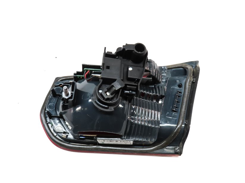 Thumbnail 4: 12-15 BMW 320i 328i 335i M3 (F30) SEDAN - LEFT TRUNK INNER TAILLIGHT LIGHT LAMP