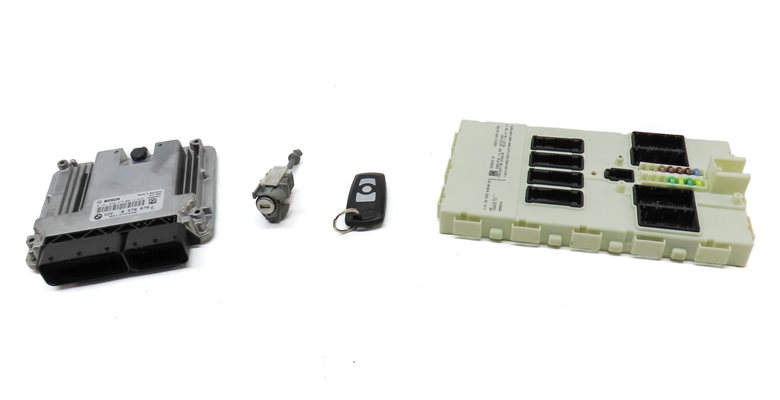 Thumbnail 2: 14-17 BMW 328i X3 (F25 F30) 2.0L N47T DIESEL ECM DME IMMOBILIZER MODULE KEY SET