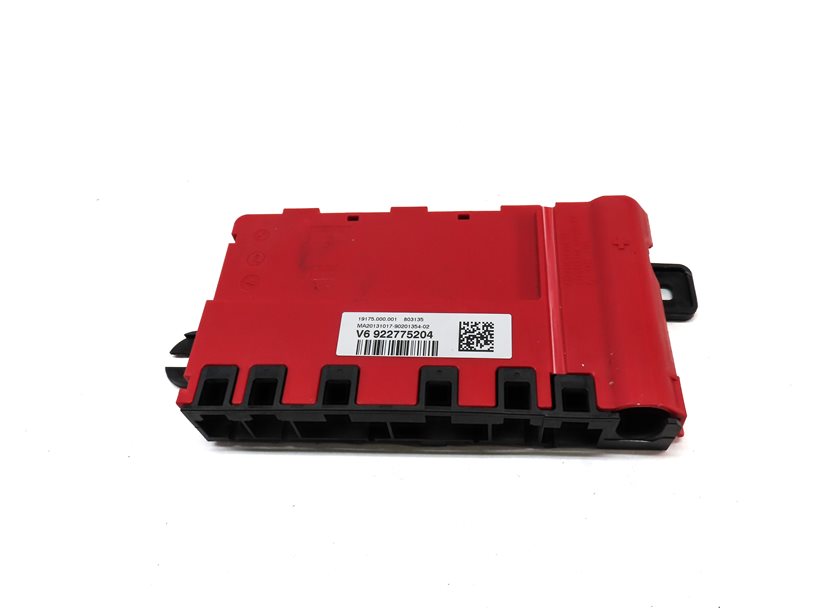 Thumbnail 2: 2014 BMW 328D (F30) 2.0L TURBO DIESEL ENGINE POWER DISTRIBUTION CONTROL MODULE