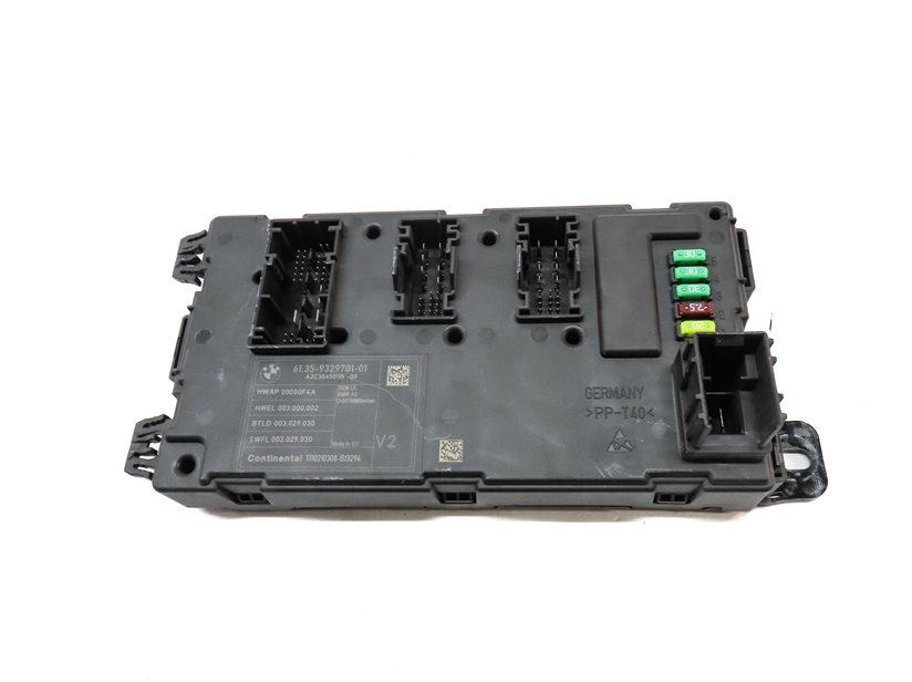 Thumbnail 2: 13-19 BMW 328i 330i 335i 428i 435i M3 M4 (F30 F31 F32) REAR BODY CONTROL MODULE