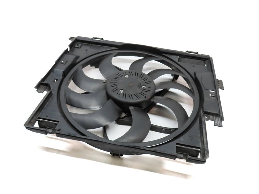 14-18 BMW 328i DIESEL 328iGT 335iGT (F30 F34) 600w RADIATOR COOLING FAN w/ MOTOR
