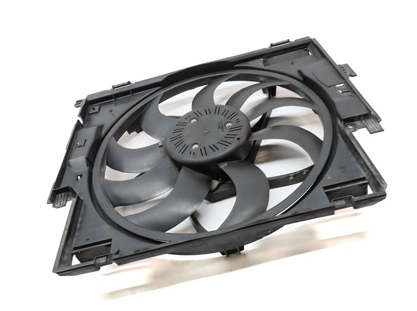 Thumbnail 3: 14-18 BMW 328i DIESEL 328iGT 335iGT (F30 F34) 600w RADIATOR COOLING FAN w/ MOTOR