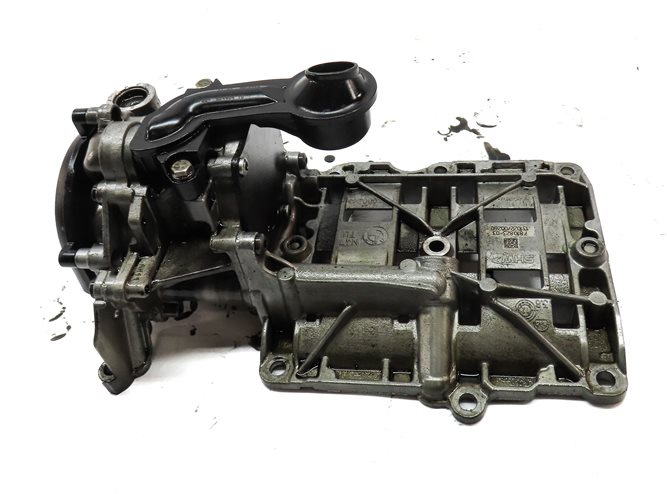 Thumbnail 5: 2014 BMW 328D (F30) 2.0L TURBO DIESEL (N47T) ENGINE MOTOR OIL PUMP w/BAFFLE TRAY