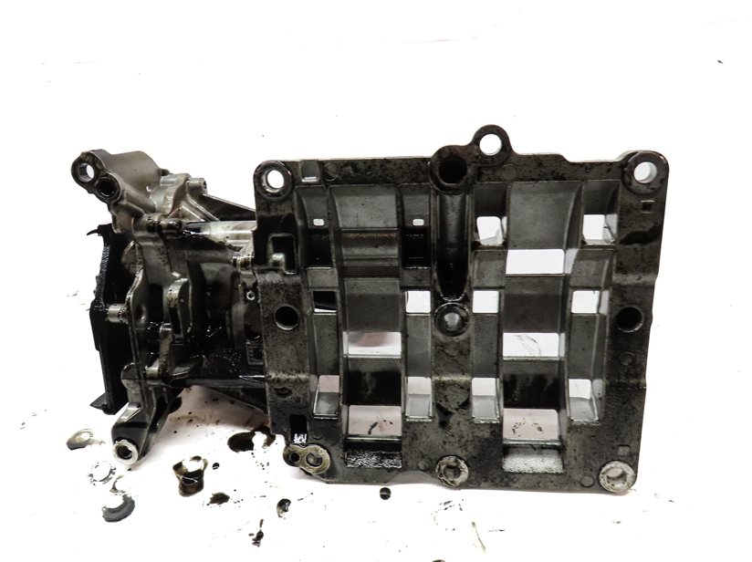 Thumbnail 6: 2014 BMW 328D (F30) 2.0L TURBO DIESEL (N47T) ENGINE MOTOR OIL PUMP w/BAFFLE TRAY