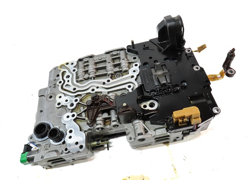 Thumbnail 2: 2014-2018 BMW 328i (F30) 2.0L N47T DIESEL - 8HP-45 AUTO TRANSMISSION VALVE BODY