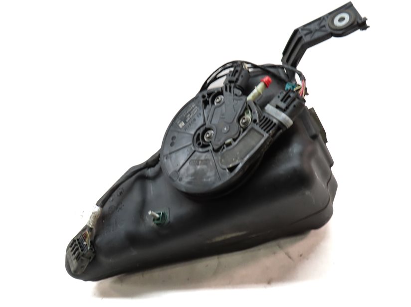 Thumbnail 3: 14-18 BMW 328i (F30) 2.0L N47T DIESEL EXHAUST FLUID DEF SCR ACTIVE TANK w/ PUMP