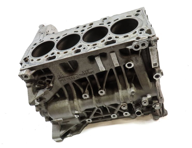 Thumbnail 3: 14-18 BMW 328i X3 (F25 F30) 2.0L MOTOR N47T DIESEL ENGINE BARE CYLINDER BLOCK