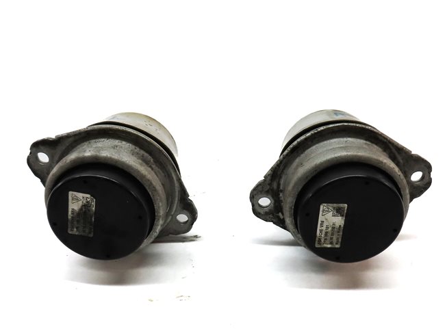 Thumbnail 5: 2013 PORSCHE CAYENNE (958) 3.6L (M55) LEFT & RIGHT ENGINE MOTOR MOUNT SET/2