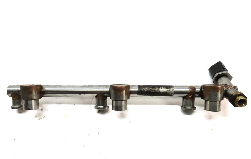 Thumbnail 5: 2013 PORSCHE CAYENNE (958) 3.6L (M55) ENGINE FUEL INJECTOR RAIL SET/2
