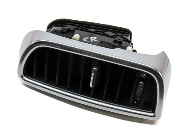 Thumbnail 1: 2013 PORSCHE CAYENNE (958) FRONT CENTER RIGHT DASH HVAC HEAT AIR AC VENT (BLACK)