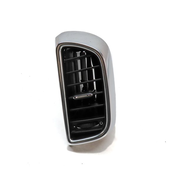Thumbnail 2: 2013 PORSCHE CAYENNE (958) REAR HEAT AIR AC HVAC VENT (BLACK)
