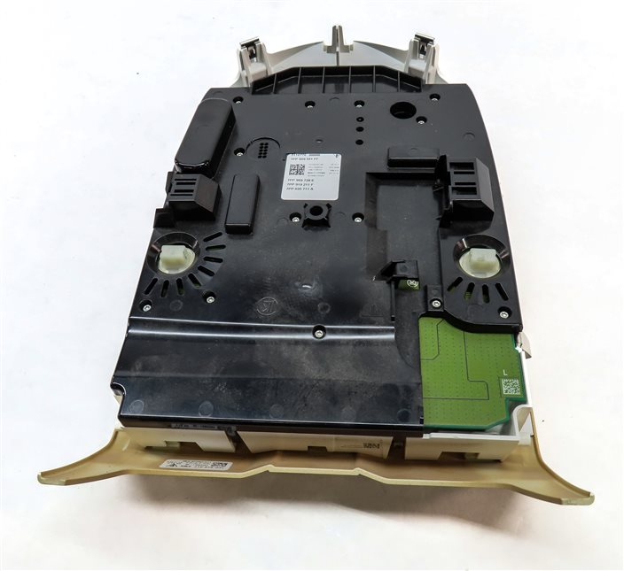 Thumbnail 6: 2013 PORSCHE CAYENNE (958) FRONT OVERHEAD DOME LIGHT LAMP w/SWITCHES (BEIGE)