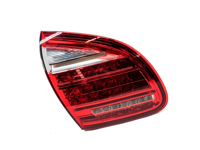 Thumbnail 4: 2011-2014 PORSCHE CAYENNE (958) LEFT DRIVER REAR INNER TAILLIGHT LIGHT LAMP
