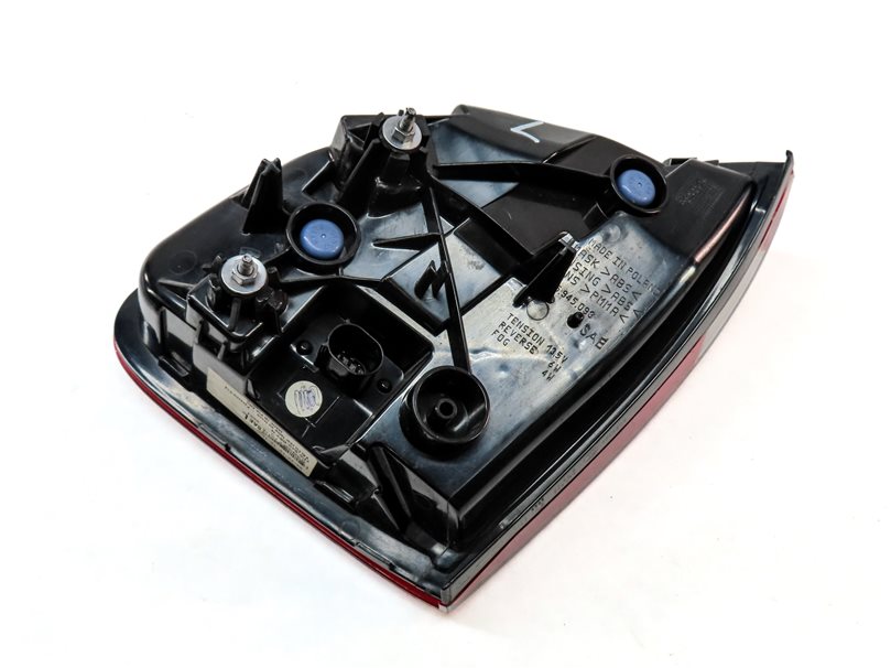 Thumbnail 5: 2011-2014 PORSCHE CAYENNE (958) LEFT DRIVER REAR INNER TAILLIGHT LIGHT LAMP