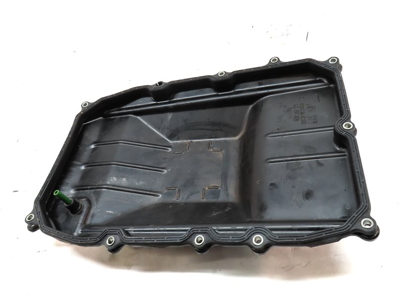 Thumbnail 2: 11-18 PORSCHE CAYENNE PANAMERA (958 970 G1) 3.0L HYBRID TRANSMISSION OIL PAN