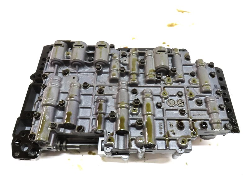 Thumbnail 9: 2011-2018 PORSCHE CAYENNE (958) S / GTS / BASE - TRANSMISSION VALVE BODY