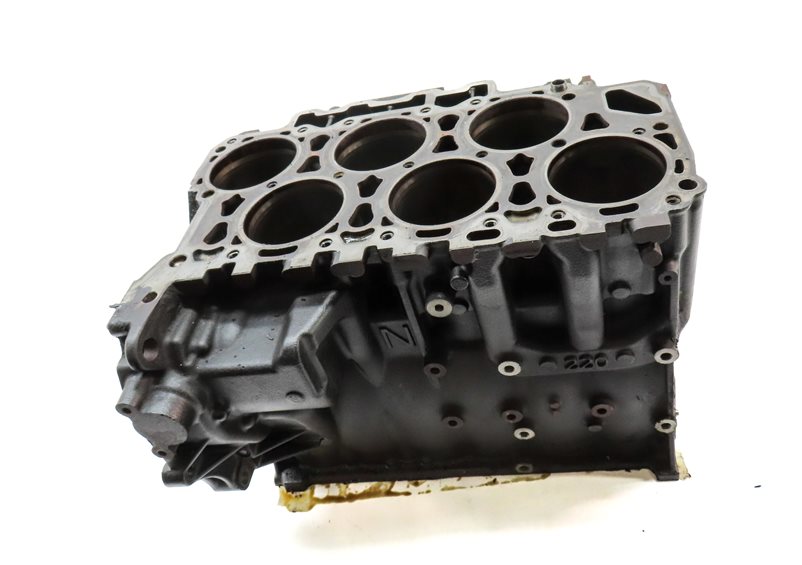 Thumbnail 3: 2013-2014 PORSCHE CAYENNE (958) 3.6L M55.02 VR6 ENGINE - CYLINDER BLOCK (BARE)