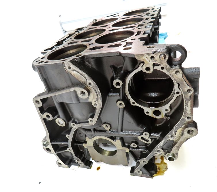 Thumbnail 6: 2013-2014 PORSCHE CAYENNE (958) 3.6L M55.02 VR6 ENGINE - CYLINDER BLOCK (BARE)