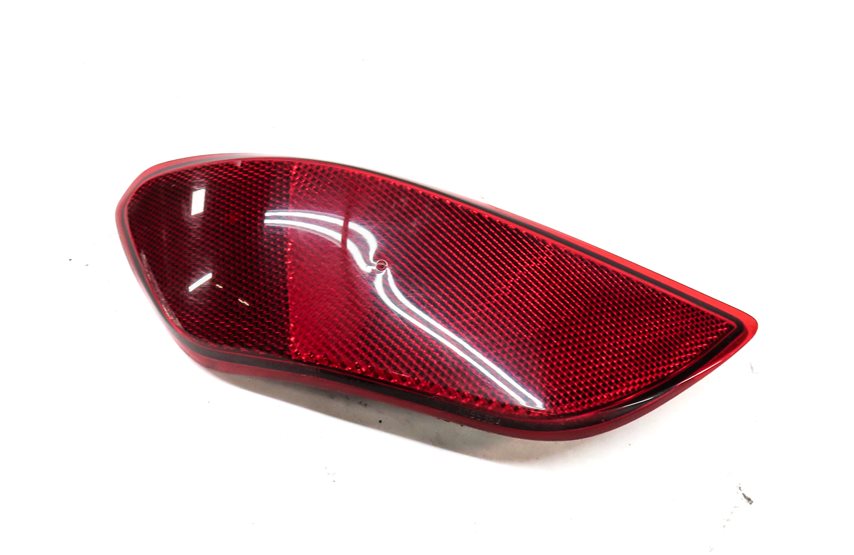 2013 PORSCHE CAYENNE (958) REAR RIGHT PASSENGER LOWER BUMPER SAFETY REFLECTOR