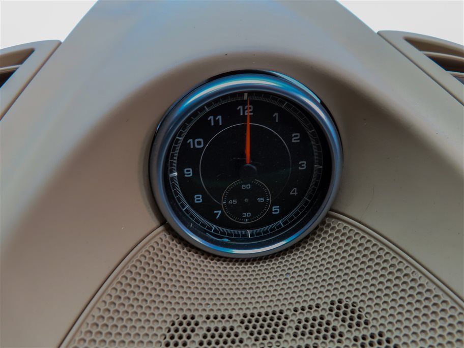 Thumbnail 9: 2013 PORSCHE CAYENNE (958) FRONT CENTER DASH SPEAKER COVER w/ CLOCK (BEIGE)