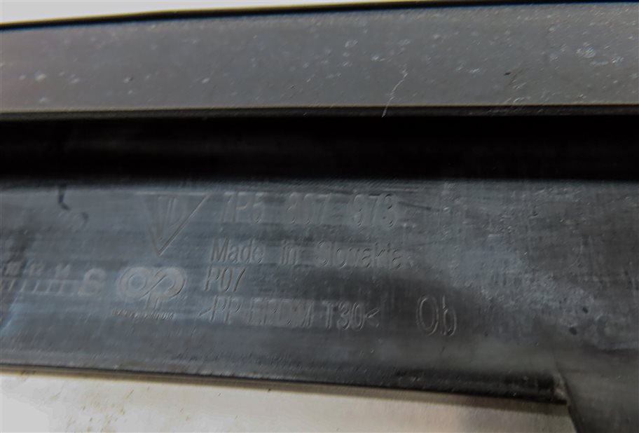 Thumbnail 7: 2013 PORSCHE CAYENNE (958) FRONT LOWER BUMPER TRIM MOULDING (CHROME)