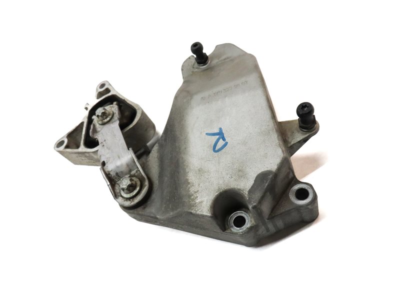 Thumbnail 3: 2016 MERCEDES GLA250 (X156) 2.0L TURBO RIGHT UPPER ENGINE MOTOR MOUNT BRACKET