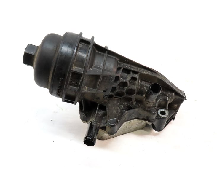 Thumbnail 2: 2016 MERCEDES GLA250 (X156) 2.0L TURBO ENGINE MOTOR OIL FILTER HOUSING w/COOLER