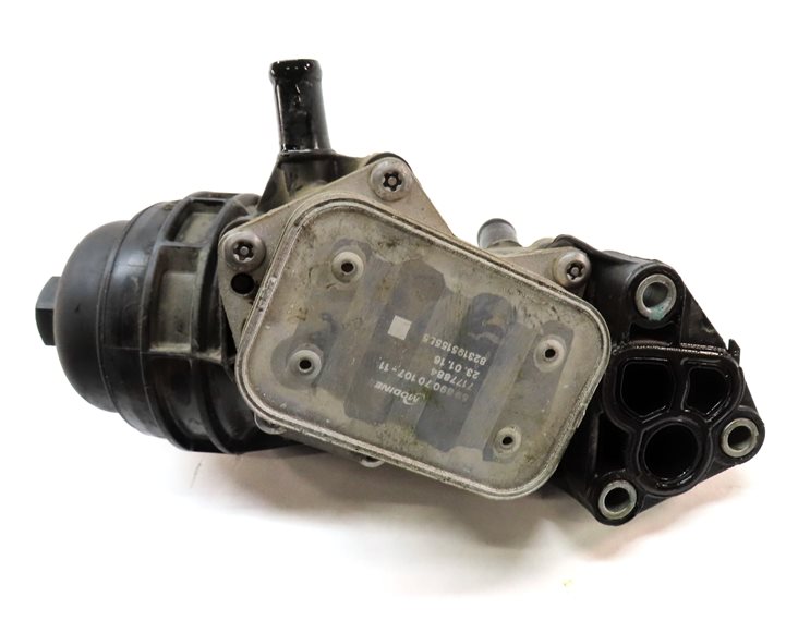 Thumbnail 5: 2016 MERCEDES GLA250 (X156) 2.0L TURBO ENGINE MOTOR OIL FILTER HOUSING w/COOLER