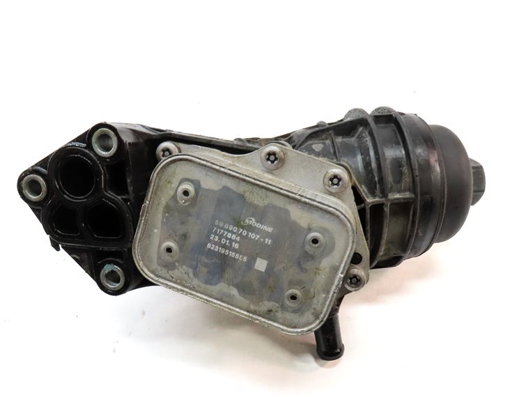 Thumbnail 6: 2016 MERCEDES GLA250 (X156) 2.0L TURBO ENGINE MOTOR OIL FILTER HOUSING w/COOLER