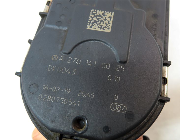 Thumbnail 6: 2013-2021 MERCEDES B C CLA E GLA GLC SLC SLK (C117 W205 W253 X156) THROTTLE BODY