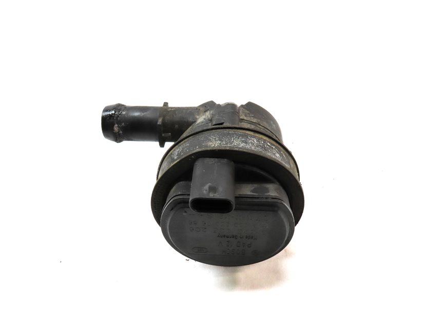 Thumbnail 5: 2016 MERCEDES GLA250 (X156) 2.0L TURBO AUXILIARY WATER COOLANT PUMP