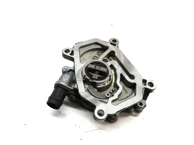 13-21 MERCEDES B C CLA GLA GLC SLC SLK (C117 W205 W253 W246 X156) VACUUM PUMP