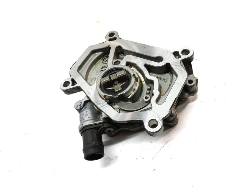 Thumbnail 3: 13-21 MERCEDES B C CLA GLA GLC SLC SLK (C117 W205 W253 W246 X156) VACUUM PUMP