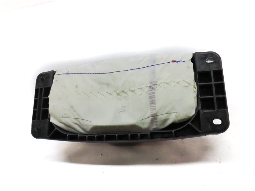 Thumbnail 2: 2015-2020 MERCEDES GLA-CLASS (X156) RIGHT FRONT PASSENGER DASH AIRBAG AIR BAG