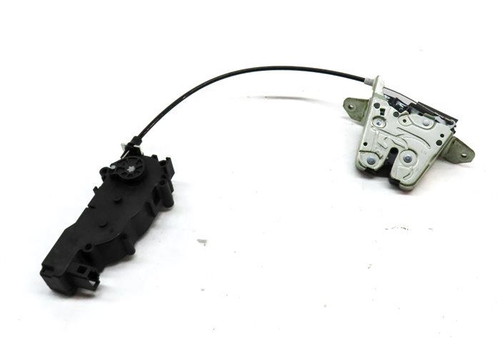 Thumbnail 2: 2016 MERCEDES GLA250 (X156) REAR TRUNK TAILGATE LIFTGATE HATCH LATCH w/ACTUATOR