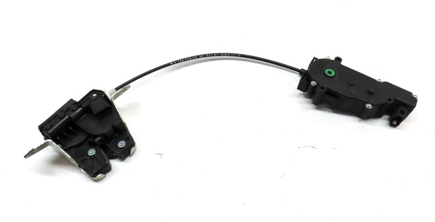 Thumbnail 5: 2016 MERCEDES GLA250 (X156) REAR TRUNK TAILGATE LIFTGATE HATCH LATCH w/ACTUATOR