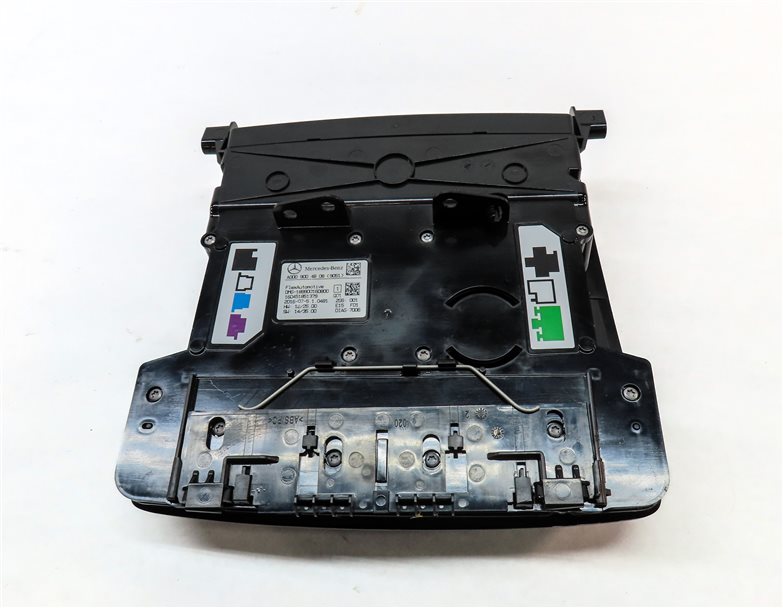 Thumbnail 7: 16 MERCEDES GLA250 (X156) FRONT OVERHEAD DOME LIGHT LAMP SUNGLASS HOLDER(BLACK)