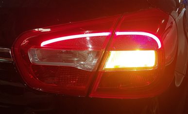 Thumbnail 2: 2015-2020 MERCEDES GLA250 (X156) RIGHT PASSENGER REAR INNER TAILLIGHT LIGHT LAMP