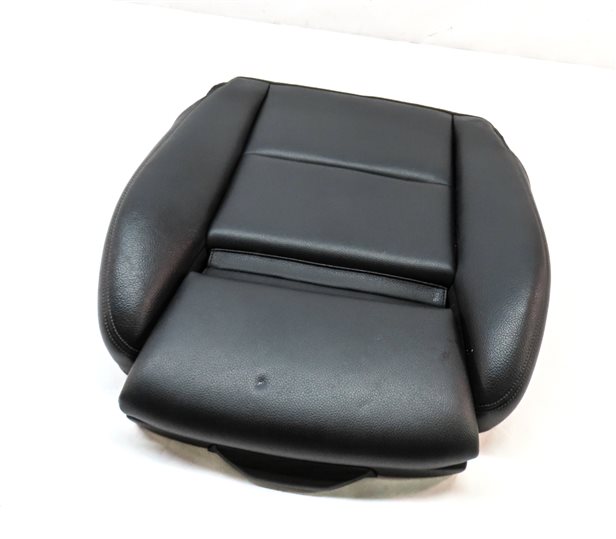 16 MERCEDES GLA250 (X156) FRONT RIGHT PASSENGER HEATED LOWER SEAT CUSHION(BLACK)