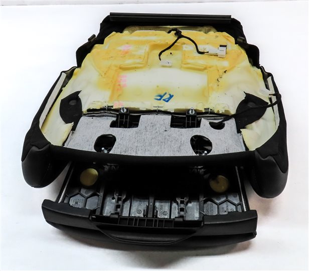 Thumbnail 5: 16 MERCEDES GLA250 (X156) FRONT RIGHT PASSENGER HEATED LOWER SEAT CUSHION(BLACK)