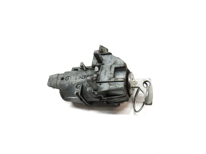 Thumbnail 7: 2016 MERCEDES GLA250 (X156) FRONT LEFT DRIVER DOOR HANDLE LOCK CYLINDER w/ KEY
