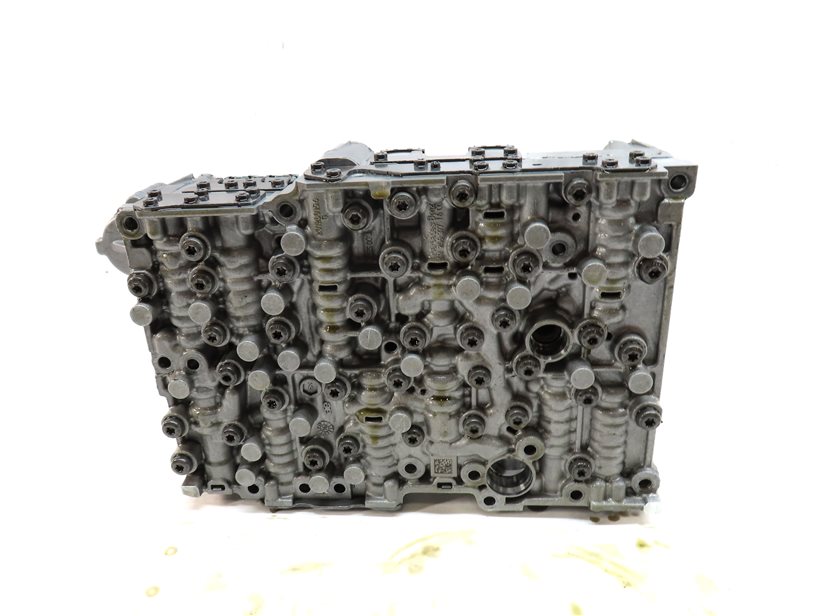 Thumbnail 5: 15-20 MERCEDES B CLA GLA CLASS 7 SPEED AUTO AUTOMATIC TRANSMISSION VALVE BODY