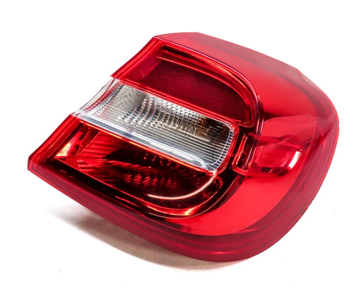 15-20 MERCEDES GLA250 W156 REAR RIGHT PASSENGER OUTER QUARTER TAILLIGHT LAMP
