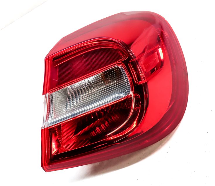 Thumbnail 4: 15-20 MERCEDES GLA250 W156 REAR RIGHT PASSENGER OUTER QUARTER TAILLIGHT LAMP