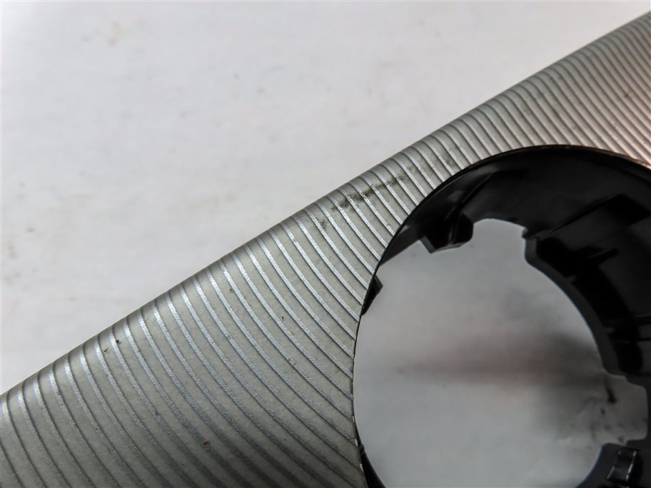 Thumbnail 7: 2016 MERCEDES GLA250 (X156) INTERIOR CENTER DASH VENT TRIM BEZEL (SILVER)