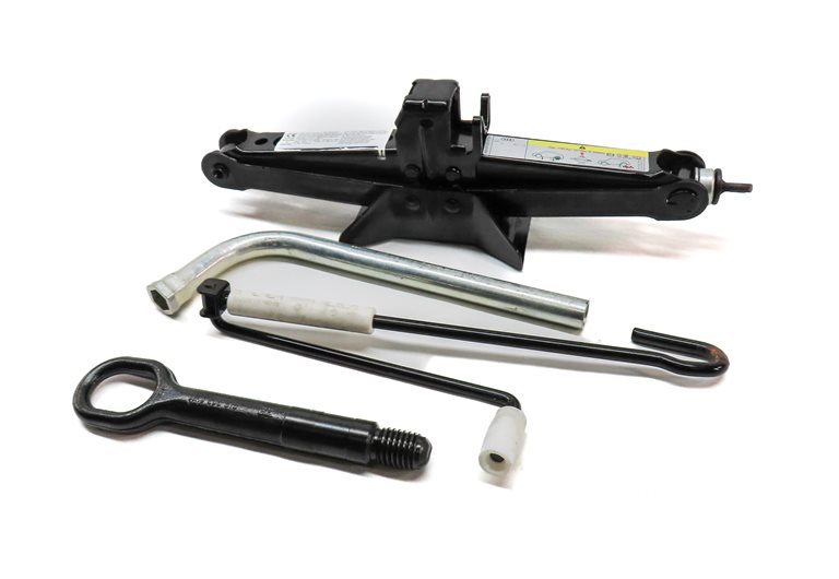 Thumbnail 1: 2015-2018 AUDI Q3 (8U) EMERGENCY SPARE TIRE JACK CAR LIFT JACK TOOL KIT SET/4