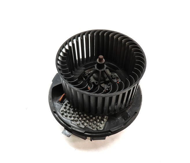 2015-2018 VW CC EOS TIGUAN / AUDI Q3 (8U) FRONT HEATER A/C BLOWER FAN MOTOR